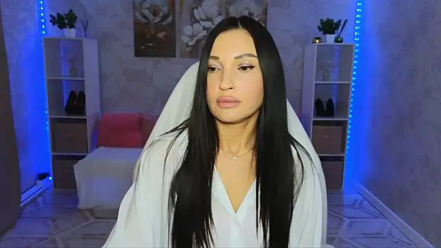 NikoleMills online show from 25, 7, 2026
