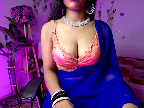 Sizzling queen69 online show from 24, 7, 2026