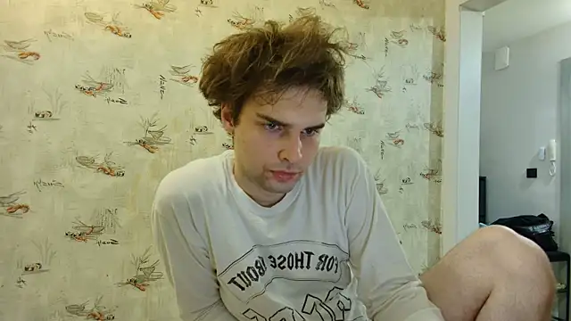 Snapshot of matthewglitch chatting on 12, 6, 2026 matthewglitch online show from 12, 6, 2026