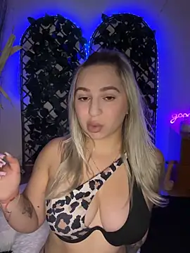 Snapshot of xLexi chatting on 15, 6, 2026 xLexi online show from 15, 6, 2026