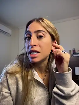 NicoleWilder online show from 2, 7, 2026