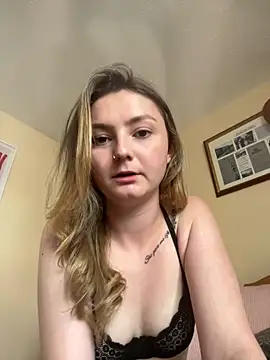 Snapshot of ChloeRaexox chatting on 20, 6, 2026 ChloeRaexox online show from 20, 6, 2026
