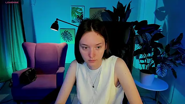 Eva Leeee online show from 21, 6, 2026
