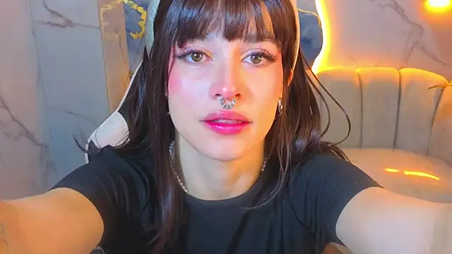 Lily Tx online show from 23, 6, 2026