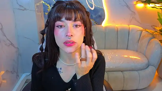 Lily Tx online show from 27, 6, 2026