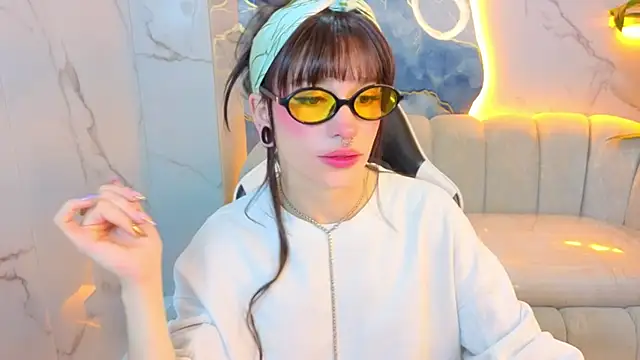 Lily Tx online show from 14, 7, 2026