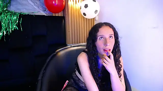 Zafira Cass online show from 2, 7, 2026