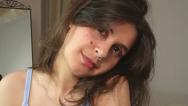 Snapshot of LumiNika chatting on 15, 6, 2026 LumiNika online show from 15, 6, 2026