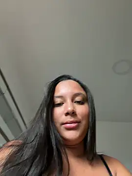 Victoria Owens online show from 9, 7, 2026