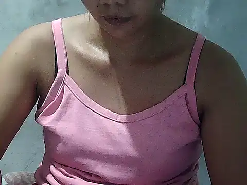 Snapshot of mymommy69 chatting on 17, 6, 2026 mymommy69 online show from 17, 6, 2026