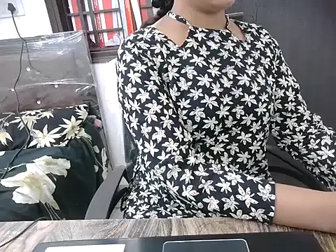 Bold-Divya1 online show from 16, 6, 2026