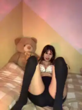 Snapshot of SakuraHaruga chatting on 19, 6, 2026 SakuraHaruga online show from 19, 6, 2026