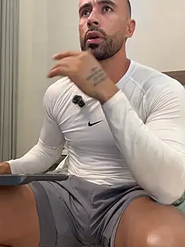 Mateo Ospina  online show from 8, 7, 2026