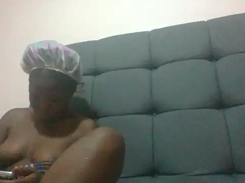 Snapshot of Black_prettty chatting on 18, 7, 2026 Black prettty online show from 18, 7, 2026