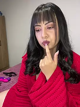 IvyVelvet  online show from 5, 7, 2026