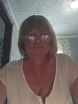 MilashkaCutie50 online show from 25, 6, 2026