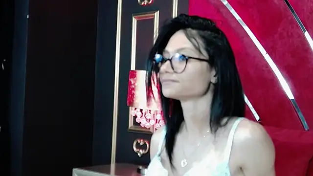 Snapshot of MayaLeey chatting on 14, 7, 2026 MayaLeey online show from 14, 7, 2026
