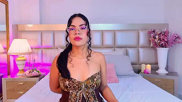 AliceLavenders online show from 7, 7, 2026