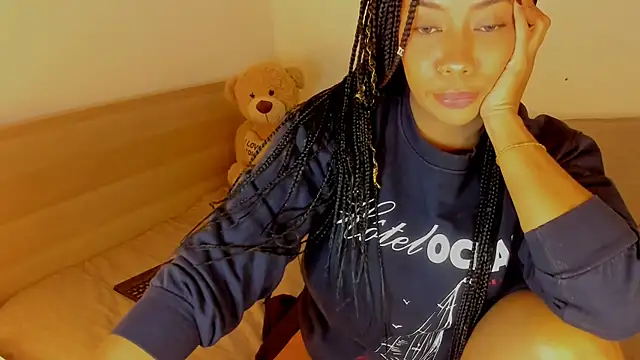 NicolePasqualott online show from 29, 10, 2025