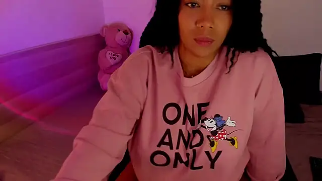 NicolePasqualott online show from 17, 11, 2025