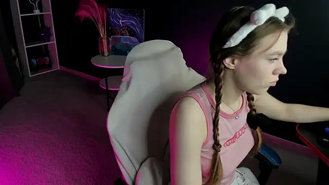 Snapshot of St_Ormy chatting on 9, 7, 2026 St Ormy online show from 9, 7, 2026