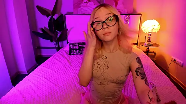 Amely 18 online show from 16, 6, 2026