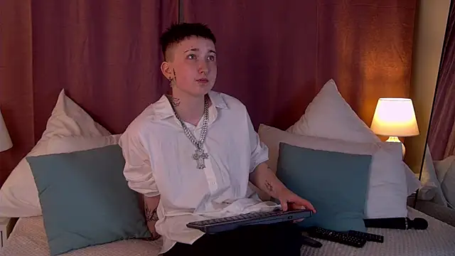 JeanDiamond online show from 18, 6, 2026