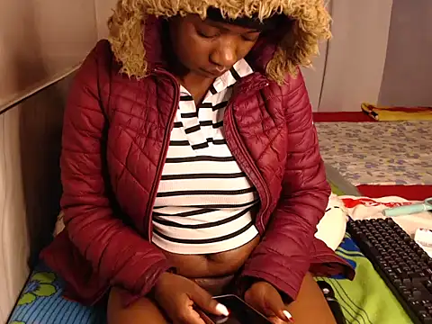 Elisheva03 online show from 10, 7, 2026