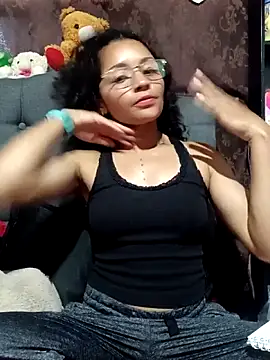 Snapshot of Estrella2001 chatting on 18, 6, 2026 Estrella2001 online show from 18, 6, 2026