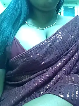 Snapshot of prethutamil chatting on 6, 8, 2026 prethutamil online show from 6, 8, 2026