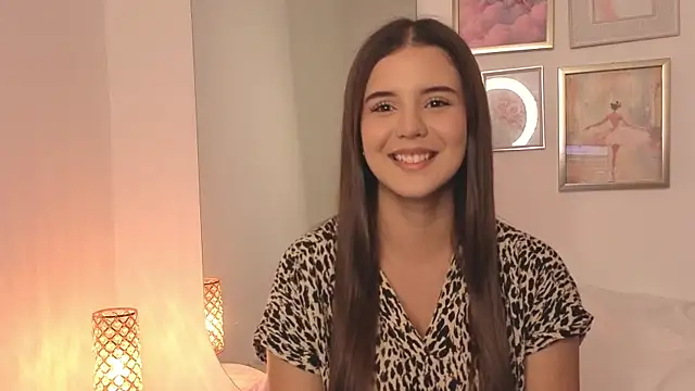 Isabellebotero online show from 22, 6, 2026