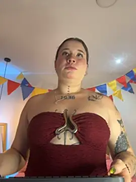 Doll Ivy online show from 18, 7, 2026