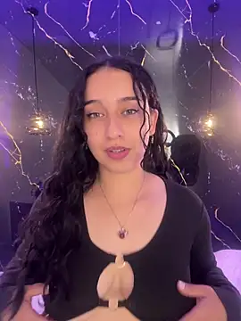 ZoeBlissX online show from 18, 6, 2026