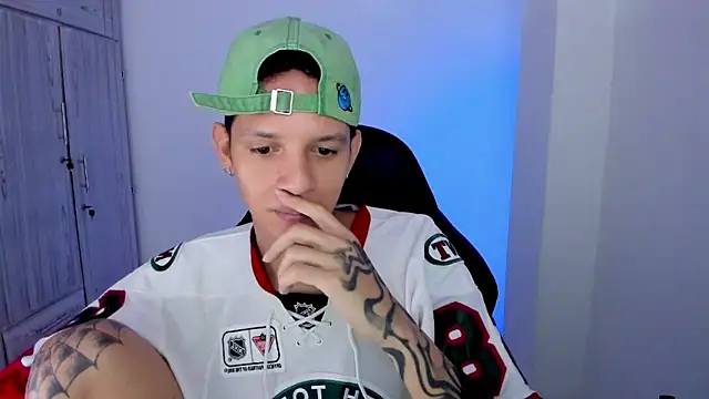 Snapshot of tylerrnova chatting on 26, 6, 2026 tylerrnova online show from 26, 6, 2026