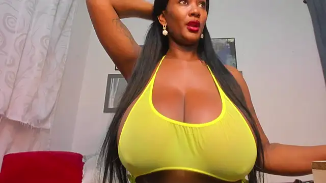 Snapshot of Crazy_addixtion chatting on 5, 3, 2025 Crazy addixtion online show from 5, 3, 2025