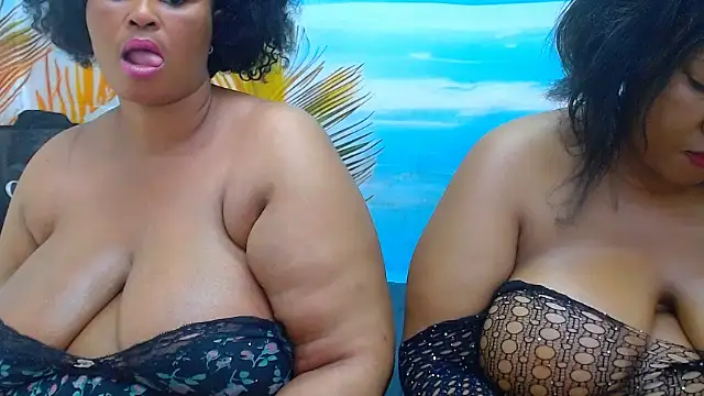 Snapshot of CURVYELEGANCExxx chatting on 19, 7, 2026 CURVYELEGANCExxx online show from 19, 7, 2026