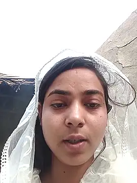 Snapshot of Simran_143 chatting on 17, 6, 2026 Simran 143 online show from 17, 6, 2026