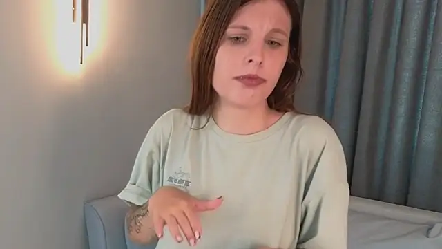 Snapshot of SusannFisher chatting on 3, 7, 2026 SusannFisher online show from 3, 7, 2026