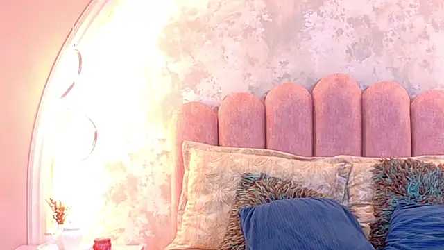 AshleyMorgans online show from 5, 8, 2026