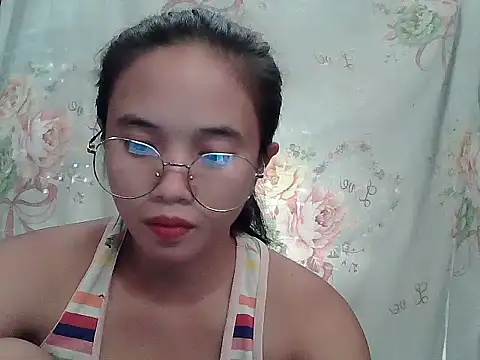 sophie 193 online show from 4, 7, 2026