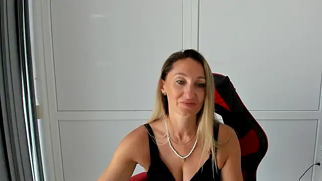 LilyDreamm online show from 20, 7, 2026