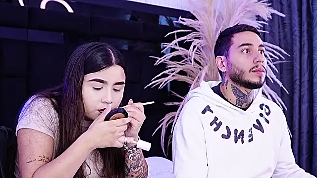 GabbyAndDominic online show from 27, 7, 2026
