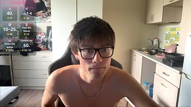 Snapshot of JadeNoiiir chatting on 31, 7, 2026 JadeNoiiir online show from 31, 7, 2026