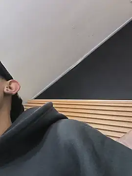 Snapshot of Thiagoo_Vega chatting on 5, 7, 2026 Thiagoo Vega online show from 5, 7, 2026