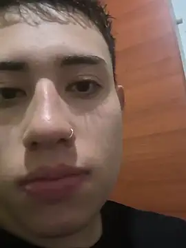 Snapshot of Thiagoo_Vega chatting on 15, 7, 2026 Thiagoo Vega online show from 15, 7, 2026
