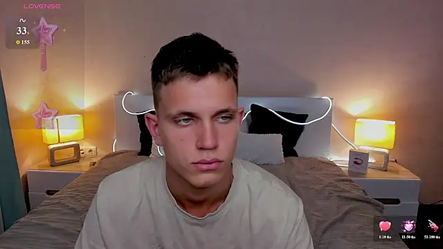 Snapshot of m0neyken chatting on 28, 6, 2026 m0neyken online show from 28, 6, 2026