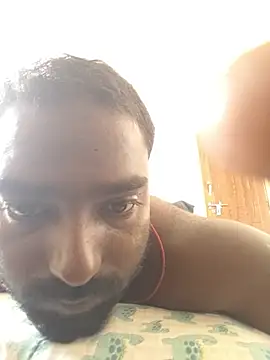 TinyBoy27 online show from 3, 8, 2026