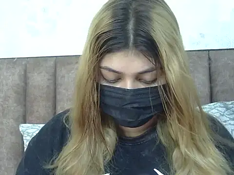 Snapshot of Sexyy_Sana chatting on 7, 7, 2026 Sexyy Sana online show from 7, 7, 2026