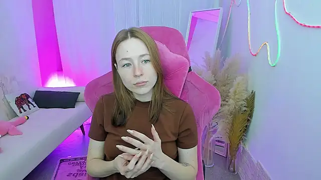 DamnWitchh online show from 30, 6, 2026