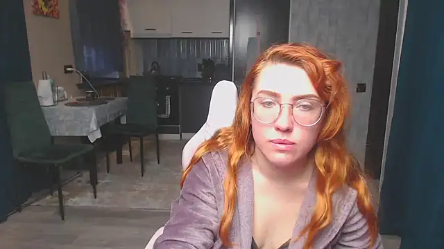 Reginasmilee online show from 20, 4, 2026